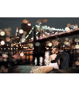 Kissing in a NY Night - Dianne Loumer