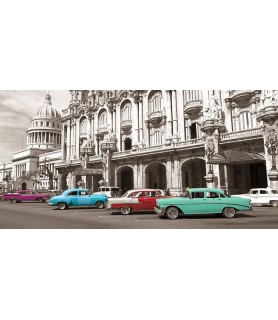 Vintage American cars in Havana, Cuba - Anonymous